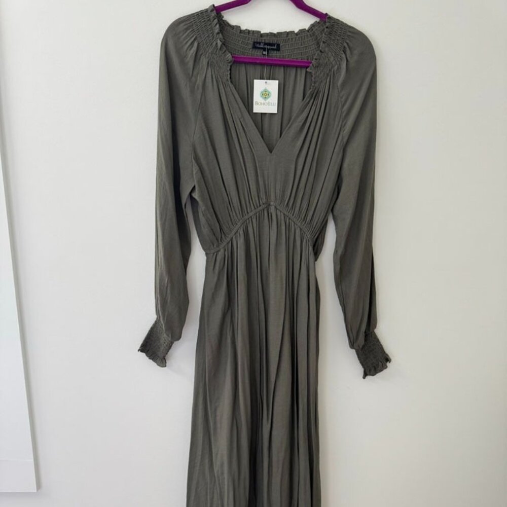 NWT Wishlist Apparel Milani Long Sleeved Maxi Dress Olive Color